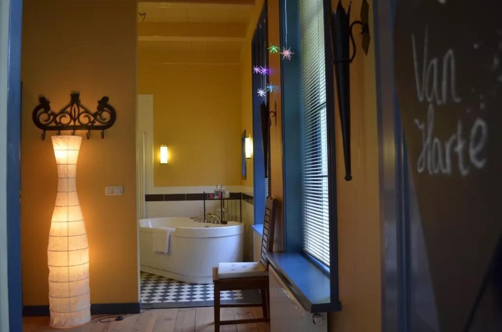 Stania State Bed & Breakfast Oentsjerk Ngoại thất bức ảnh